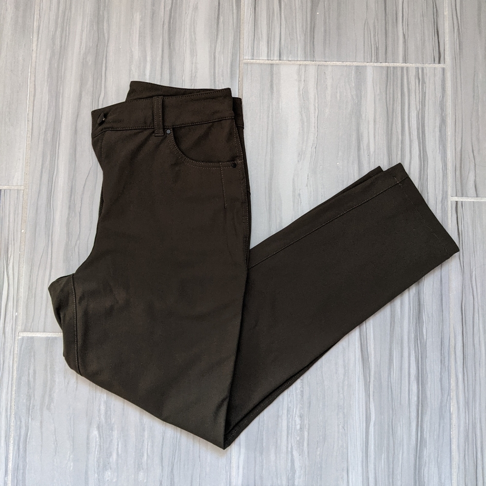 Lululemon City Sleek 5 pocket 7/8 pant